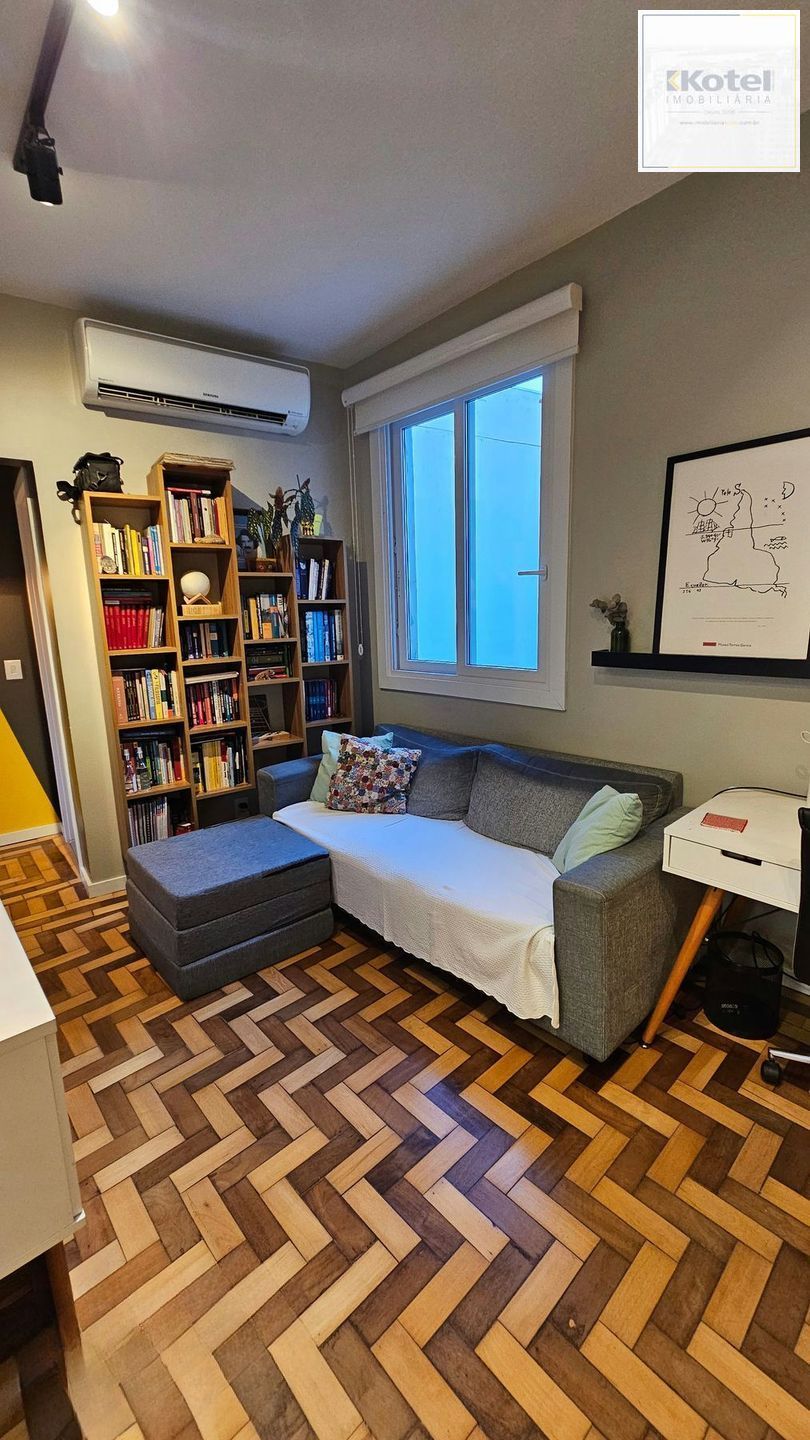 Apartamento à venda com 1 dormitório no Bairro Cidade Baixa