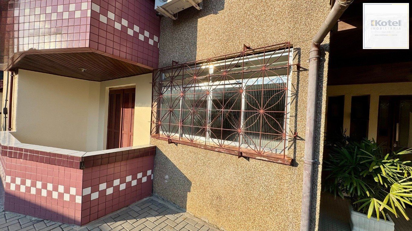 Apartamento com 2 dormitórios e 2 vagas de garagem em Canoas.