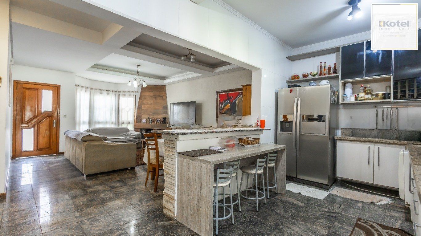 Casa em Condomínio com 4 quartos, 1 suíte e 300m² à venda em Ecoville. — foto 4