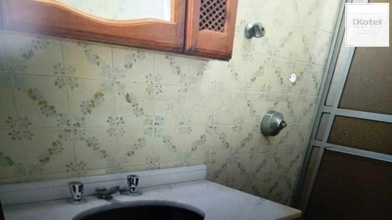 Apartamento de 2 dormitórios e 1 vaga de garagem em Canoas.
