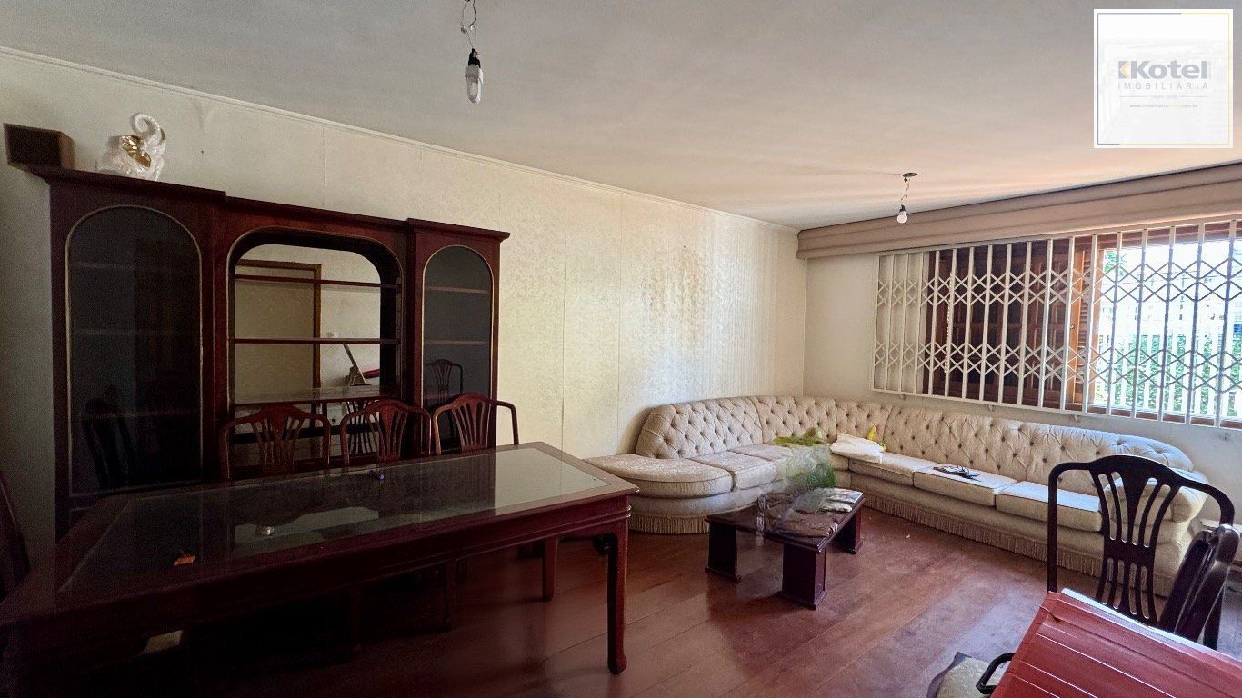 Casa com 350m², 4 quartos, 2 Suítes à venda em Azenha, Porto Alegre. — foto 3