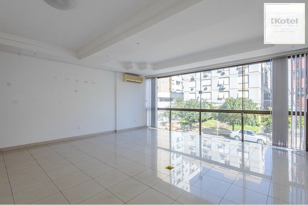 Casa com 4 quartos, 7 vagas e pátio no Bairro Higienópolis — foto 5