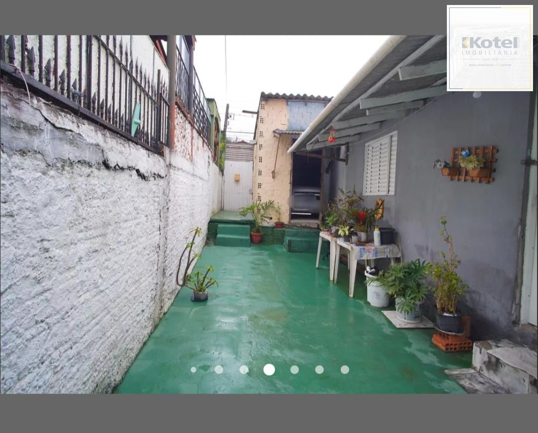 Casa com Pátio, 2 Quartos, vaga de garagem no Bairro Passos Das Pedras. — foto 3