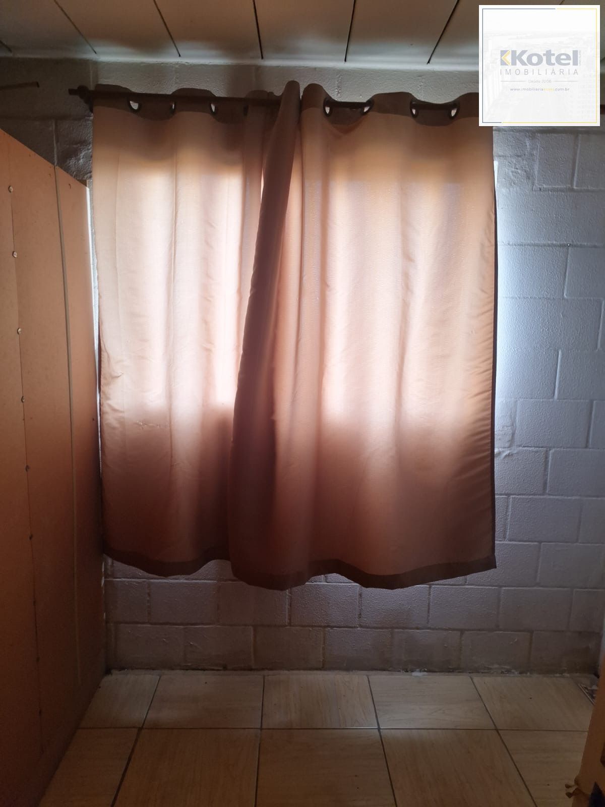 Apartamento 2 dormitórios 1 vaga de garagem no Bairro Maria Regina Alvorada
