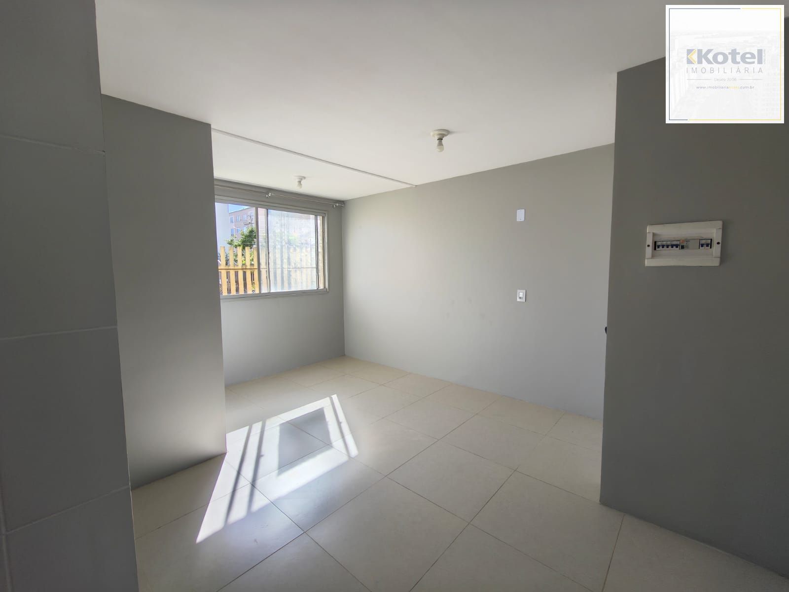Apartamento Térreo, 2 quartos, vaga, piscina e portaria 24hr no bairro Sarandi. — foto 3