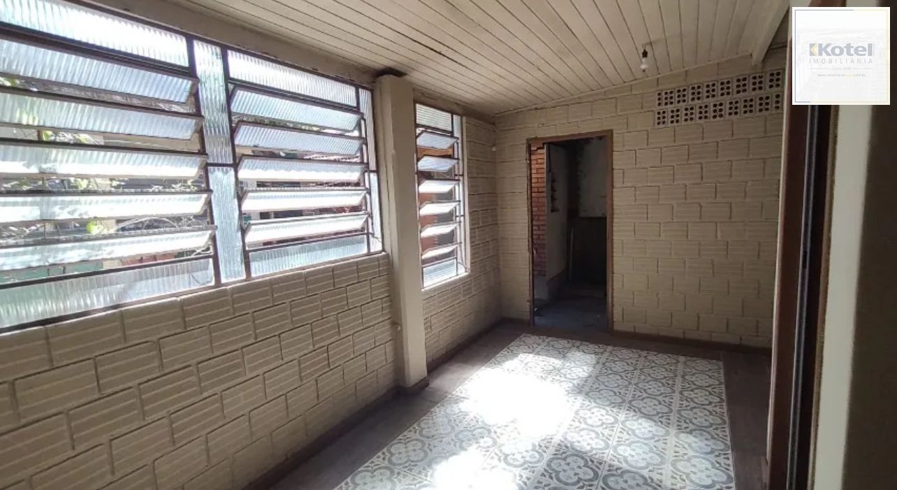 Casa com 3 Quartos e 3 banheiros à Venda, 120 m² por R$ 390.000 — foto 4