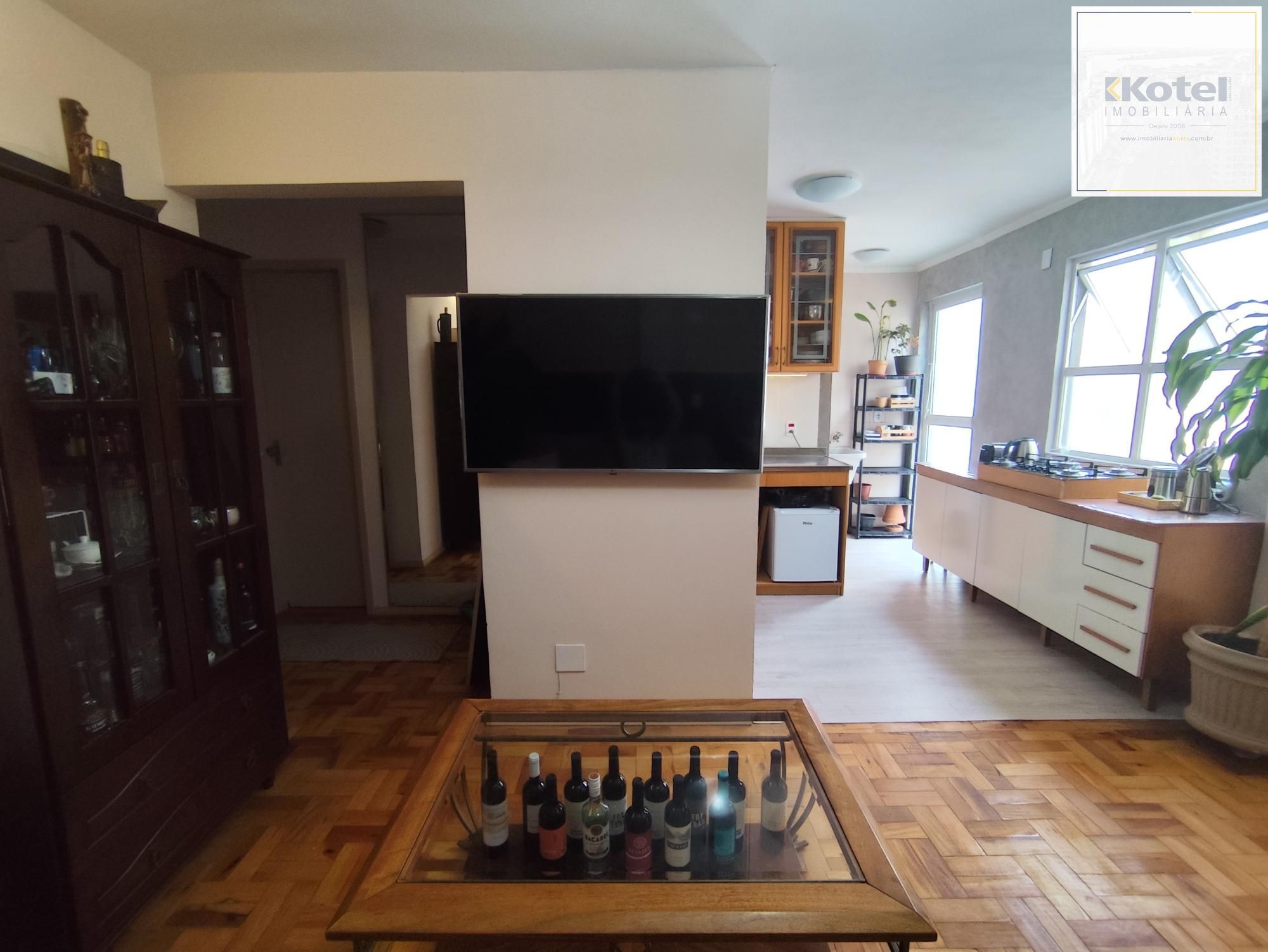 Apartamento semi mobiliado de 2 quartos e 2 vagas no bairro Petrópolis — foto 4