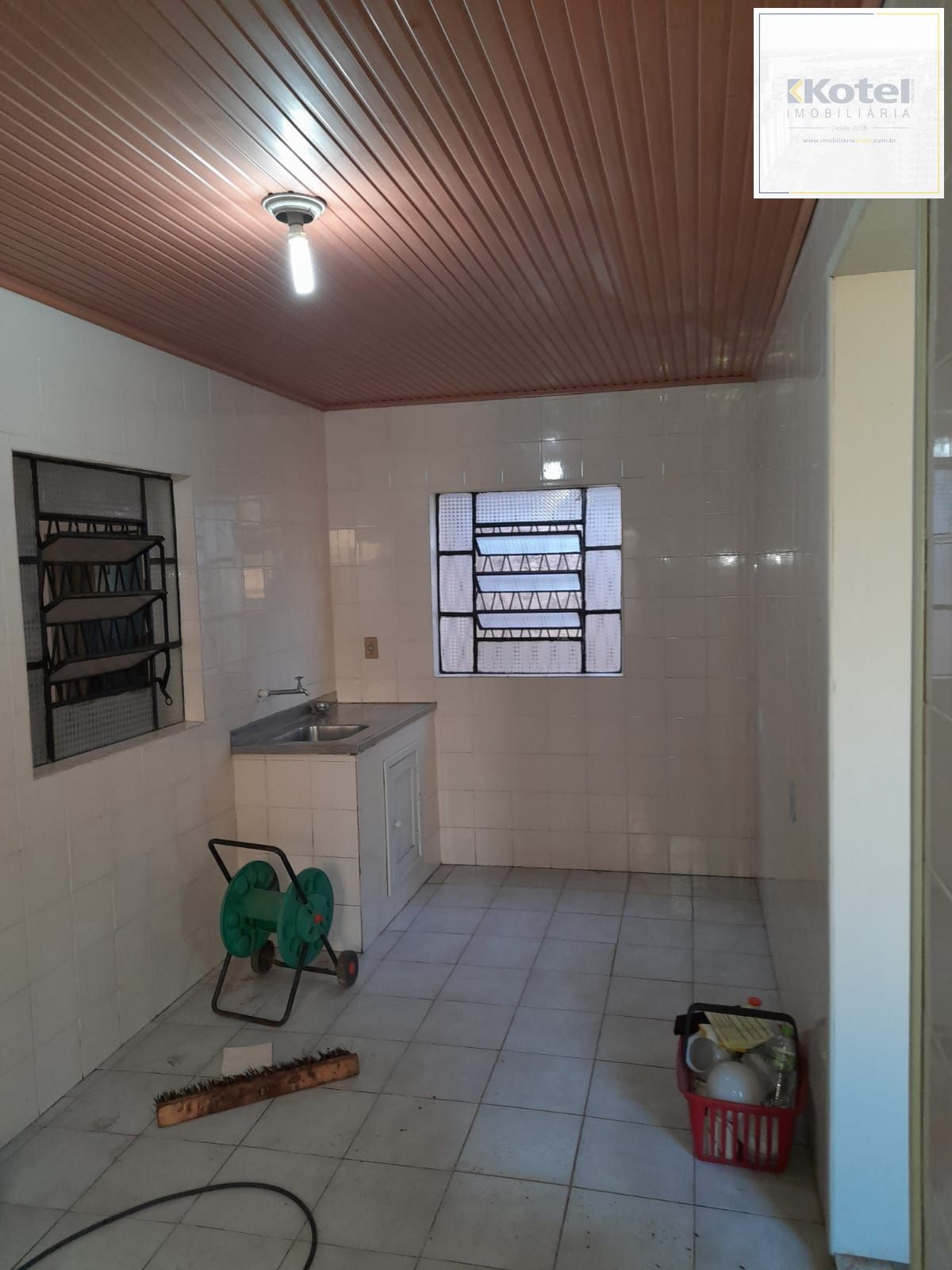 Casa em terreno com 335 metros quadrados no Bairro Jardim Itu — foto 5