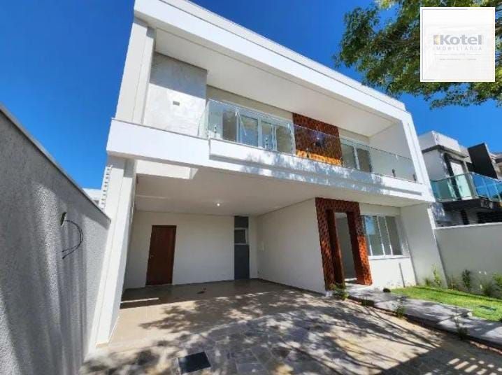 Casa Duplex Nova com 3 suítes no Mont Serrat em Canoas