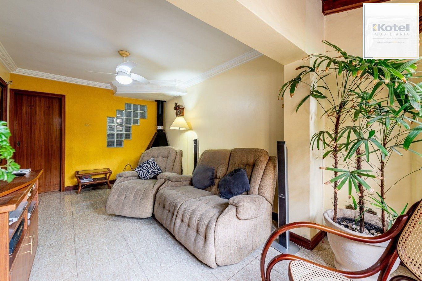 Casa com 3 suítes, 4 vagas e pátio com piscina no Bairro Boa Vista — foto 4