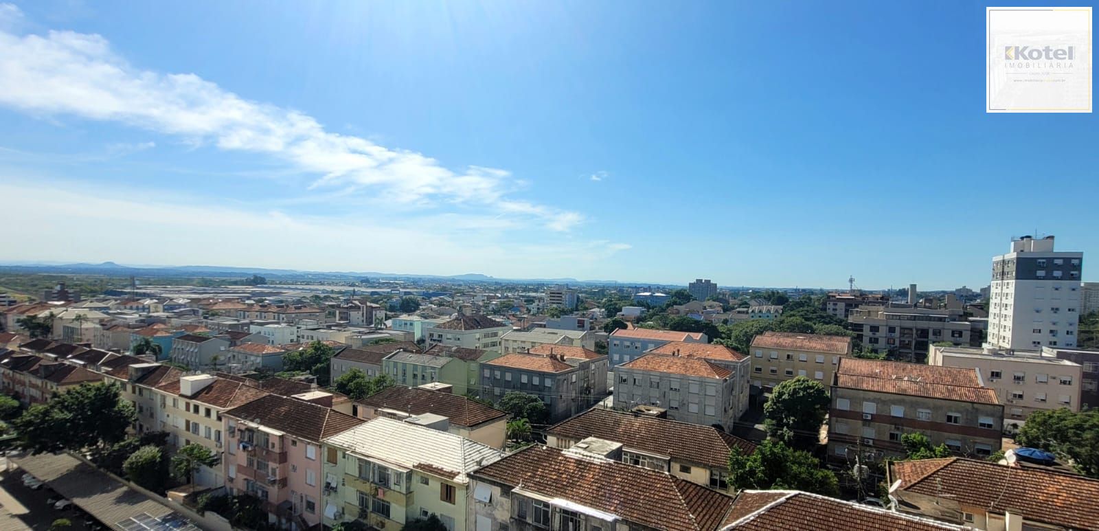 Apartamento mobiliado de 2 quartos, elevador e 1 vaga no bairro Jardim Lindóia