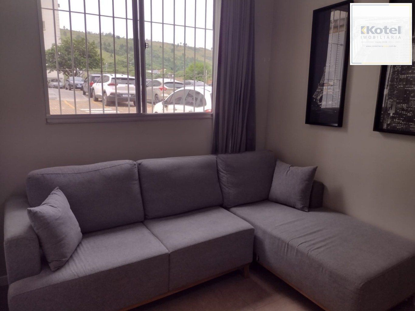 Apartamento 2 Dormitórios Térreo com Portaria 24h no Morro Santana