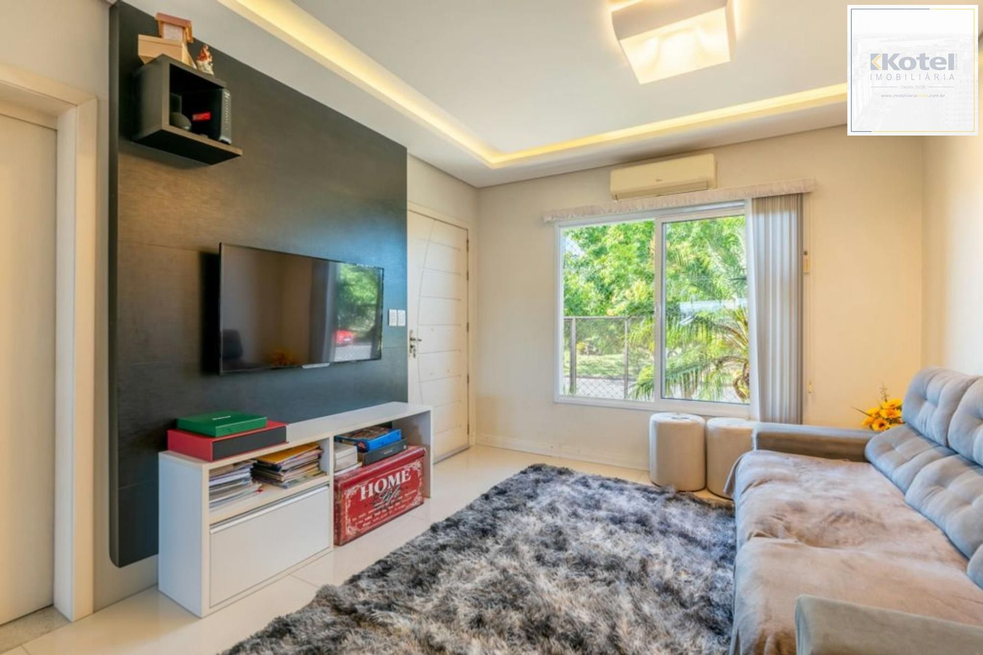 Casa em condomínio de 3 quartos, 2 vagas e churrasqueira no Mário Quintana.