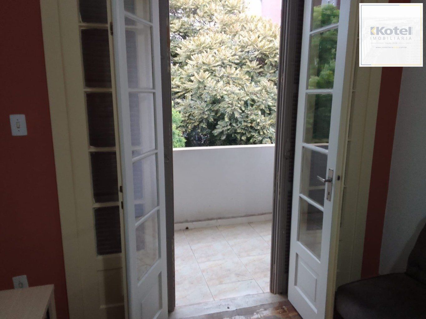 Apartamento de 2 dormitórios no Bairro petropolis em Porto Alegre. — foto 3