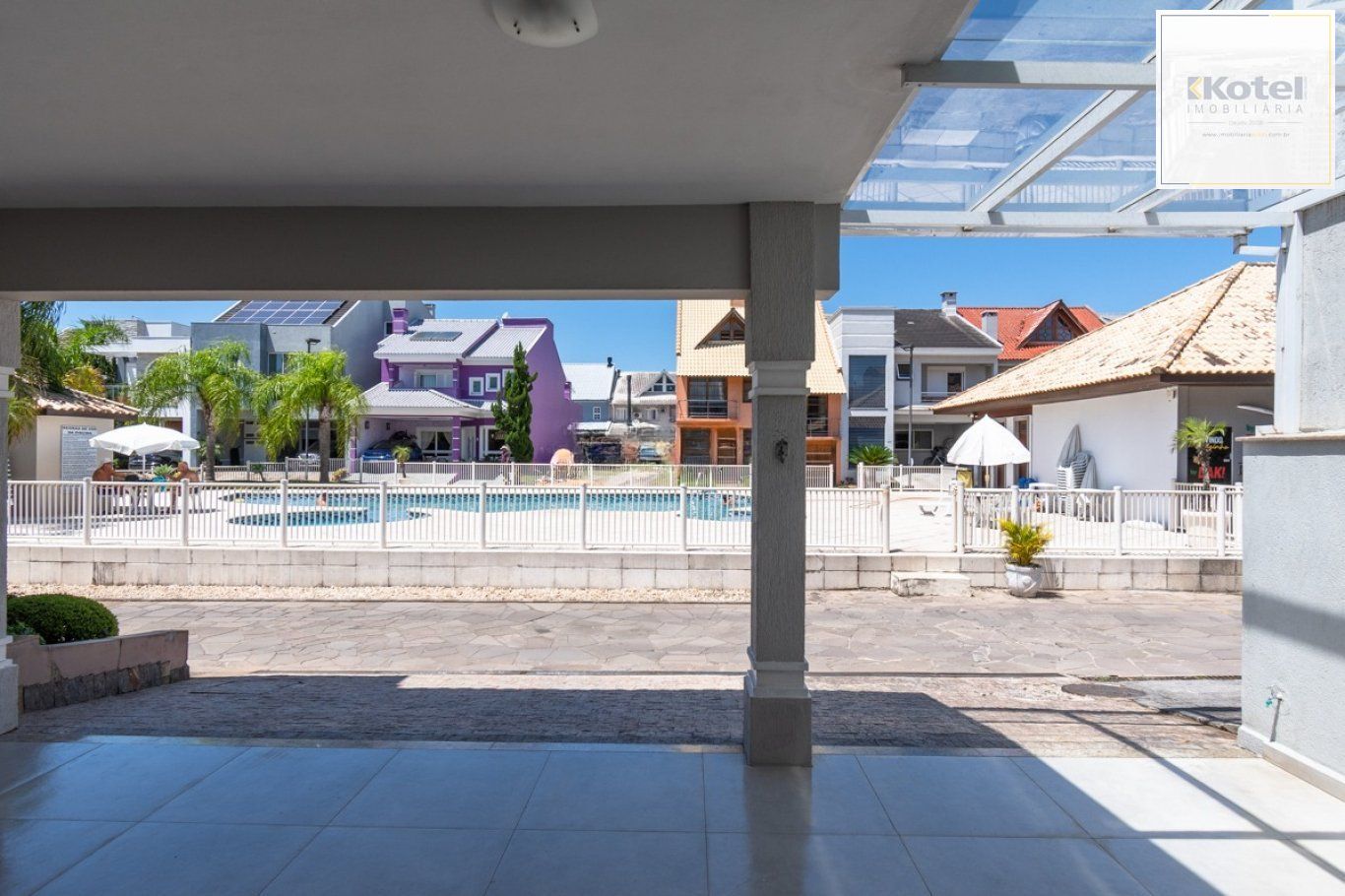 Casa Sobrado de 3 dormitórios com suíte, 2 vagas, piscina e sótão no Ecoville — foto 4