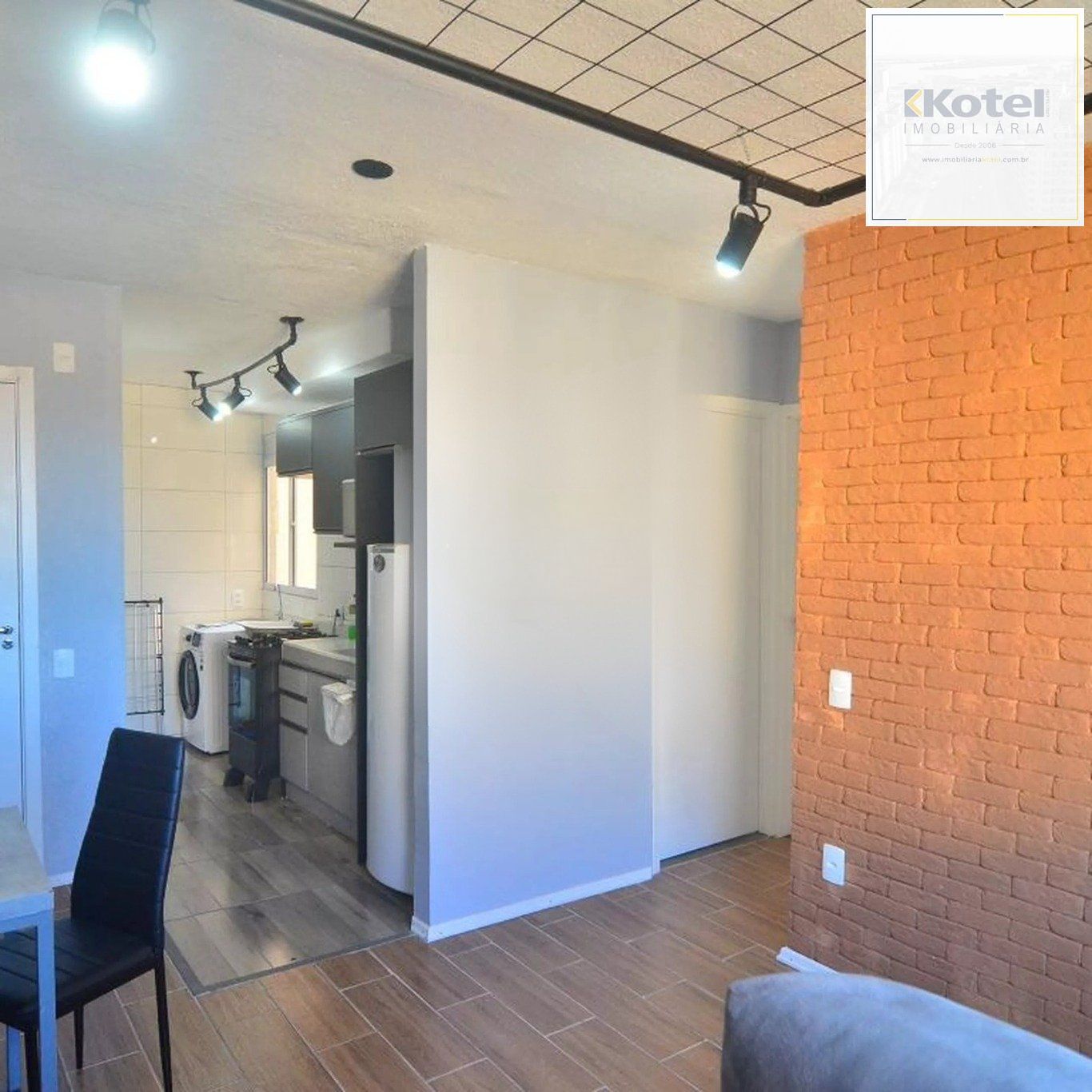 Apartamento  2 dormitórios, 1 vaga de garagem em Canoas.