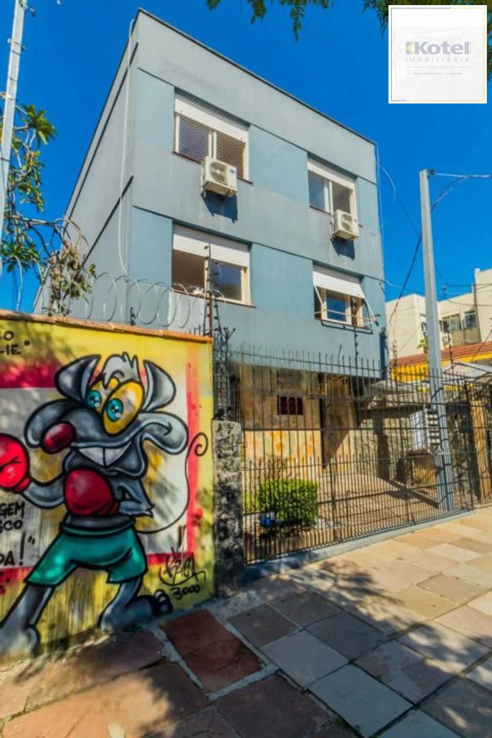 Apartamento com 1 quarto, portaria 24 hrs no bairro Cidade baixa