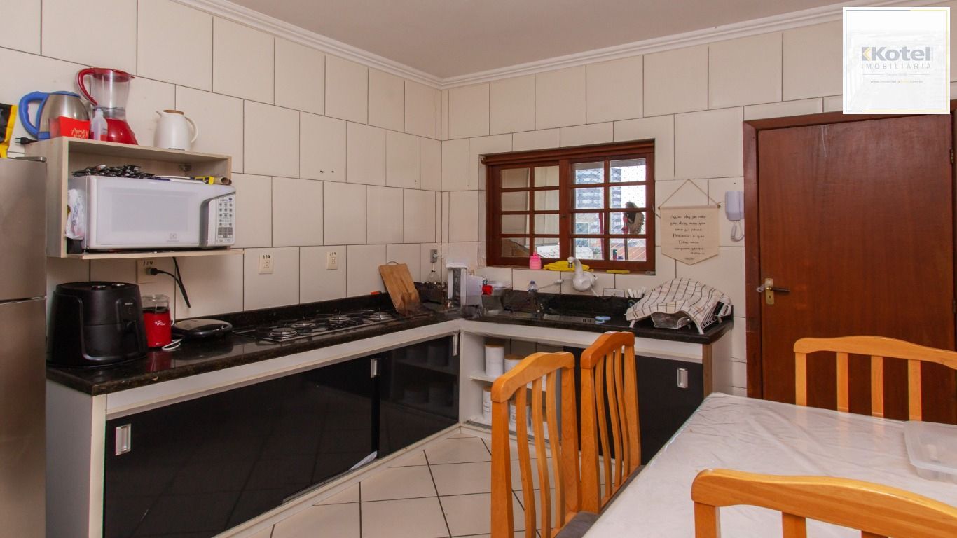 Apartamento à venda com 3 quartos e com sacada no bairro Partenon — foto 4