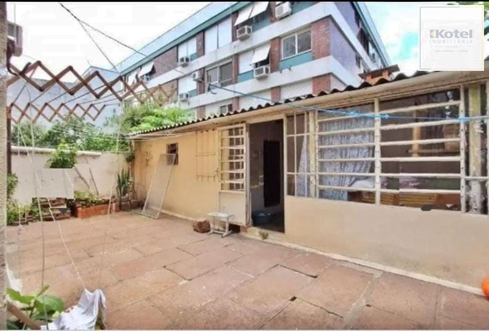 Apartamento garden com pátio Menino Deus