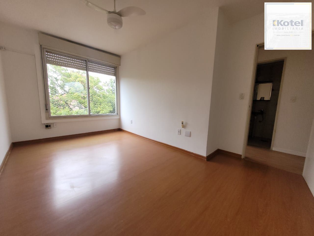 Apartamento de frente 2 dormitórios e vaga coberta próximo do Hospital Conceição — foto 4
