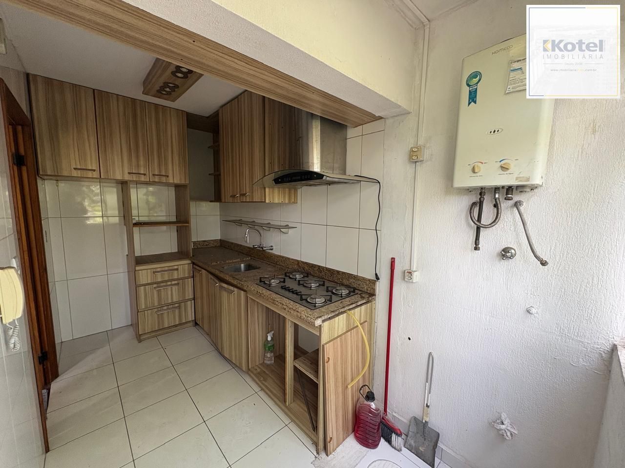 Apartamento com 03 dormitórios com 01 vaga de garagem escriturada — foto 3