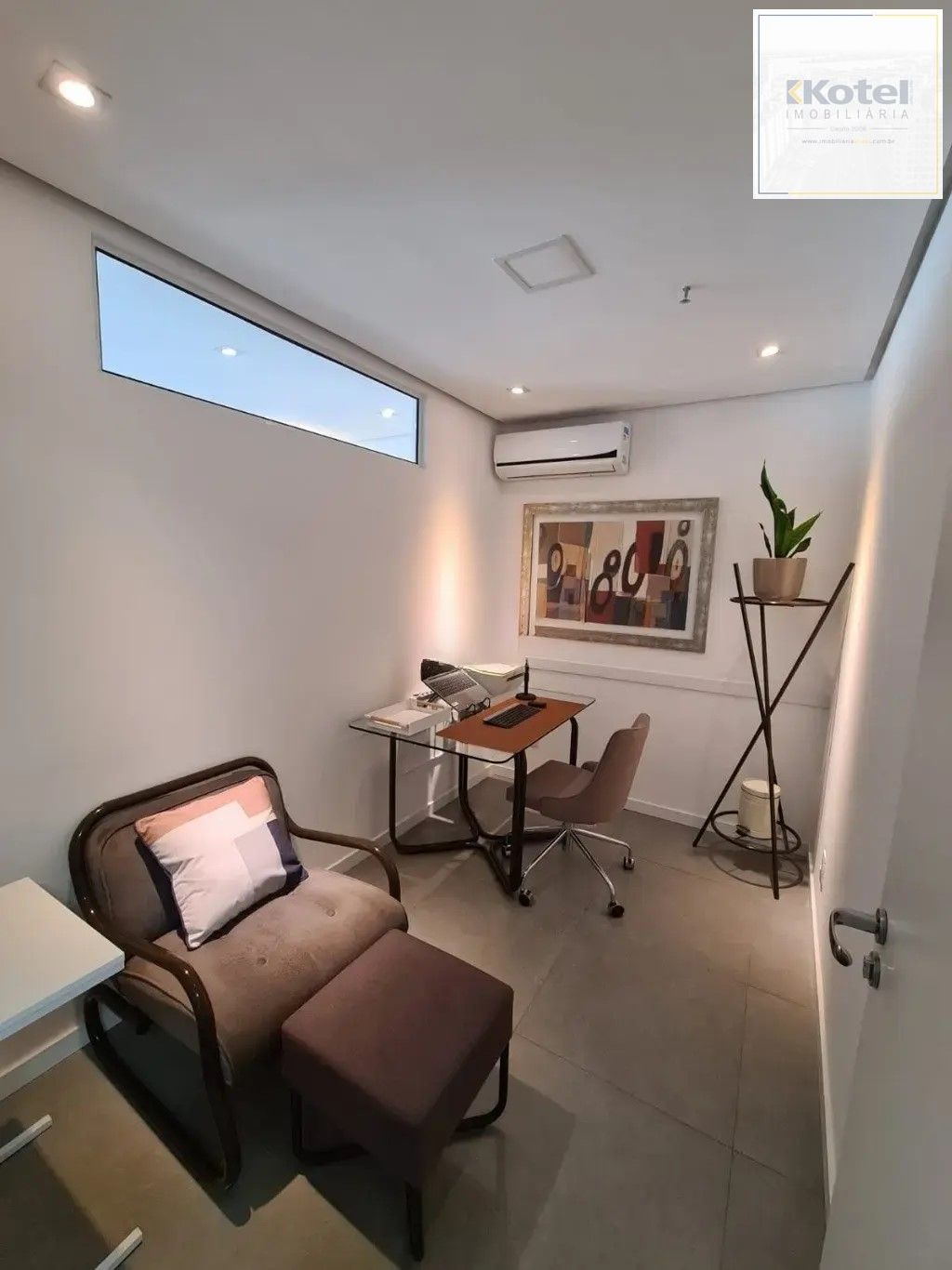 Uma excelente sala comercial no Hom Lindoia