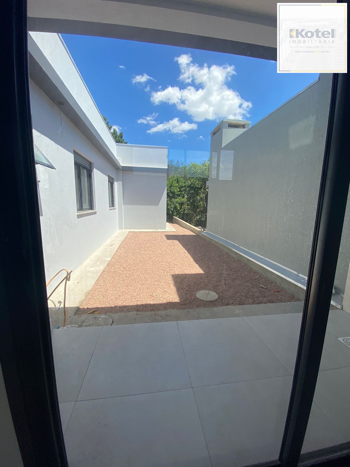 Casa térrea 3 dormitórios 1 suíte com 2 vagas à venda no VIVARE