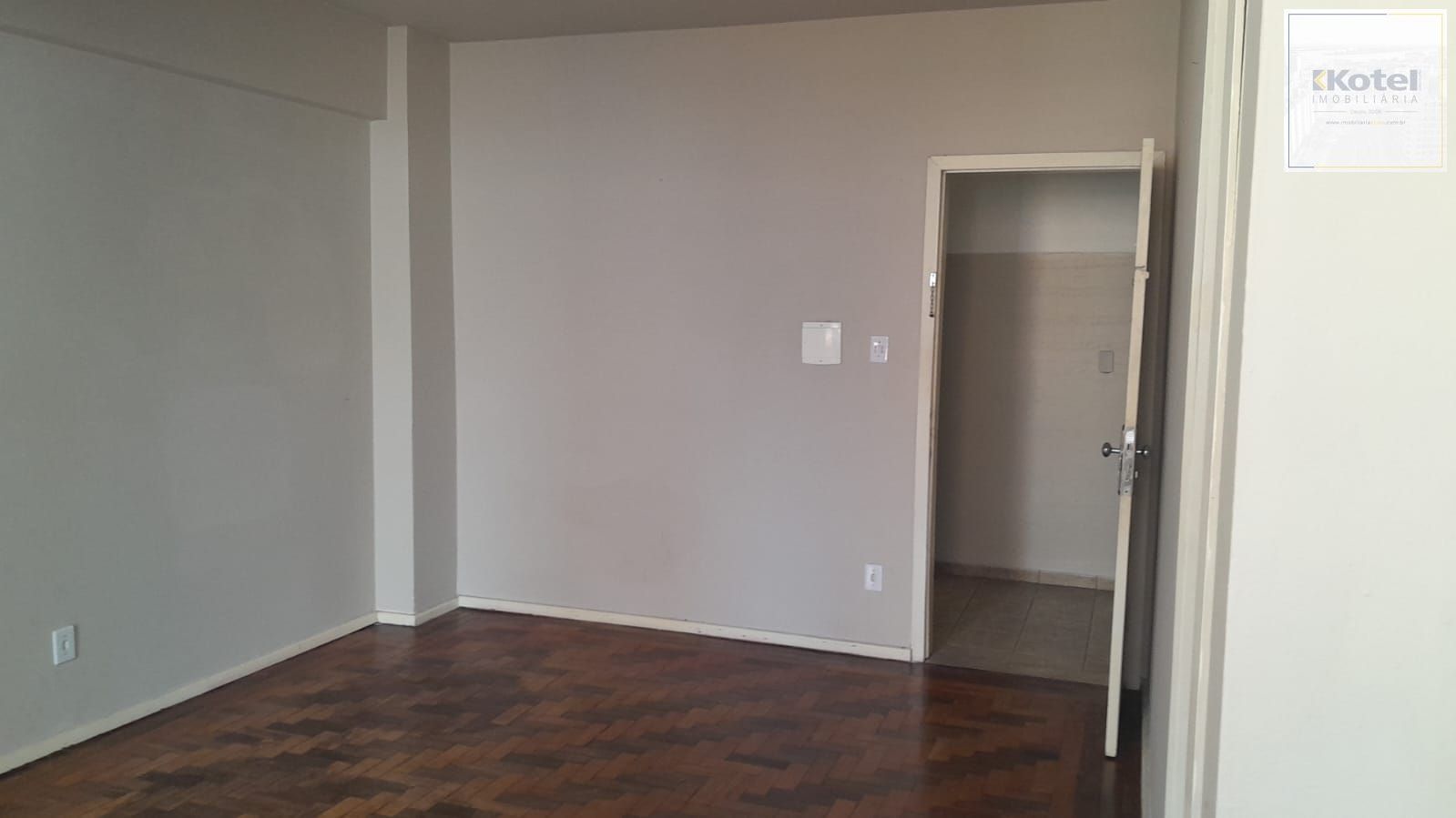 Sala Comercial  Bairro Centro — foto 4
