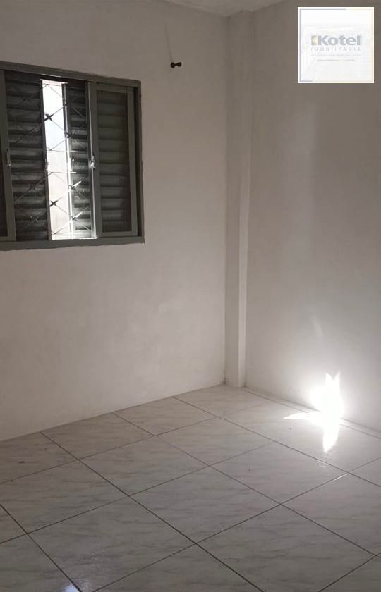 Prédio residencial 125,29 com 03 apartamentos com 02 dormitórios e 4 vagas de garagem