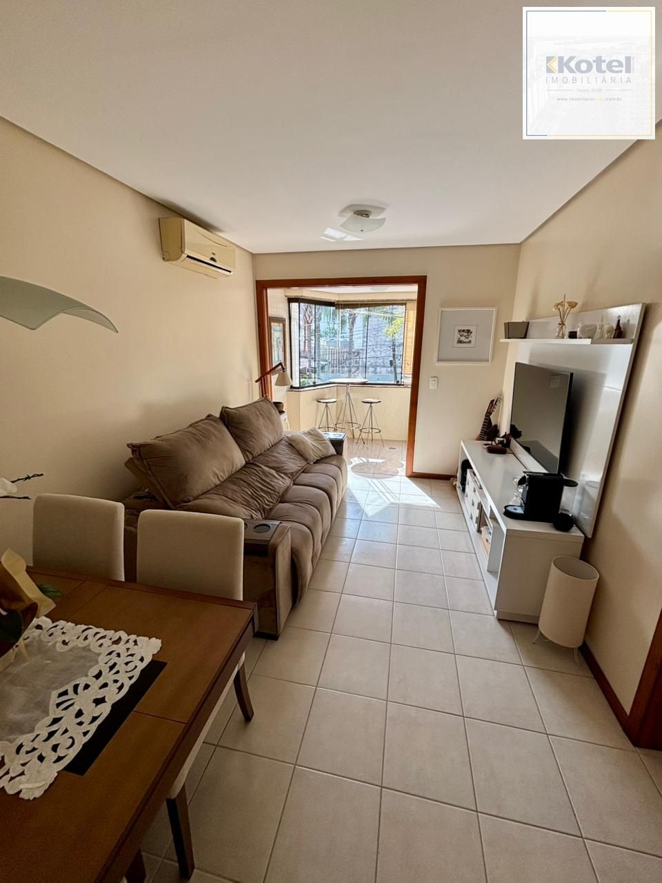 Apartamento com 01 dormitório com 01 vaga de garagem escriturada — foto 2