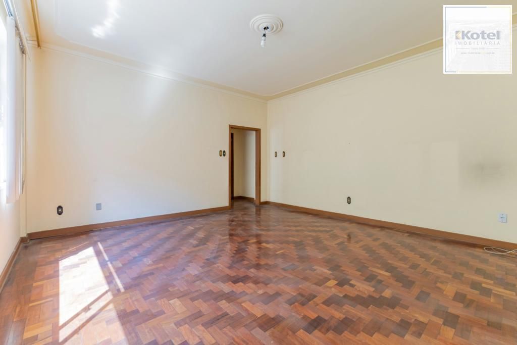 Apartamento com 03 dormitórios com 01 vaga de garagem escriturada sub solo — foto 4