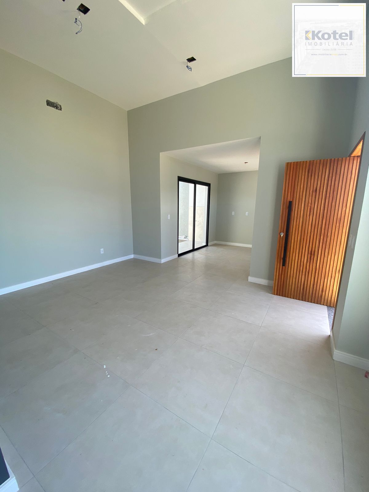 Casa térrea 3 dormitórios 1 suíte com 2 vagas à venda no VIVARE