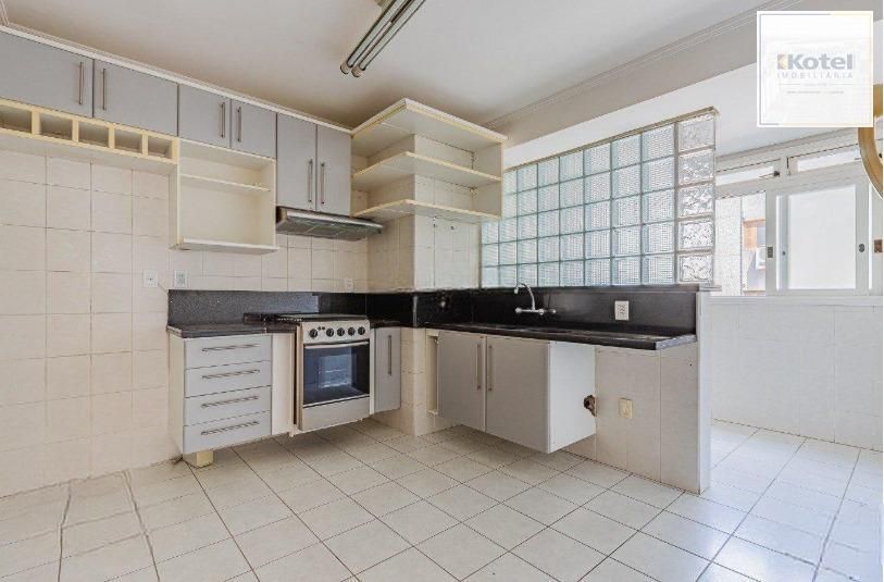 Apartamento com 03 dormitórios , 01 suíte e 02 vagas de garagem