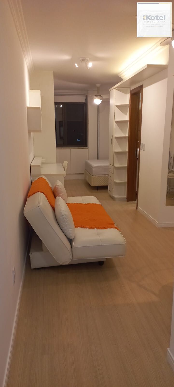 Apartamento à venda com 41m², 1 quarto e 1 vaga — foto 2