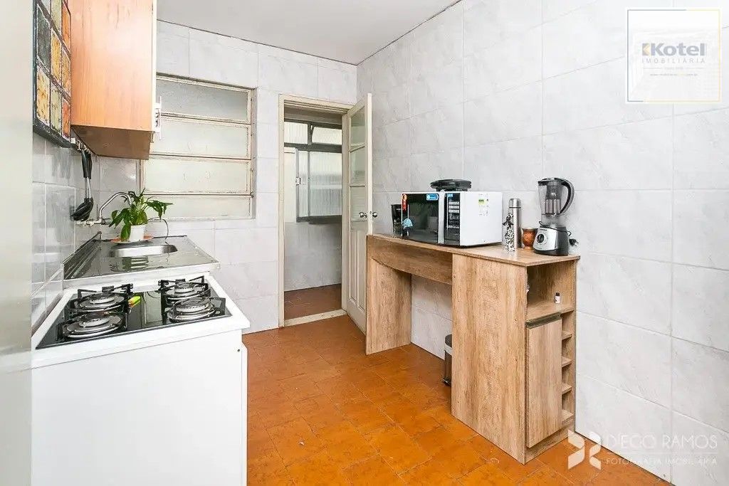 Apartamento 02 dormitórios com garagem convencionada "fixa"