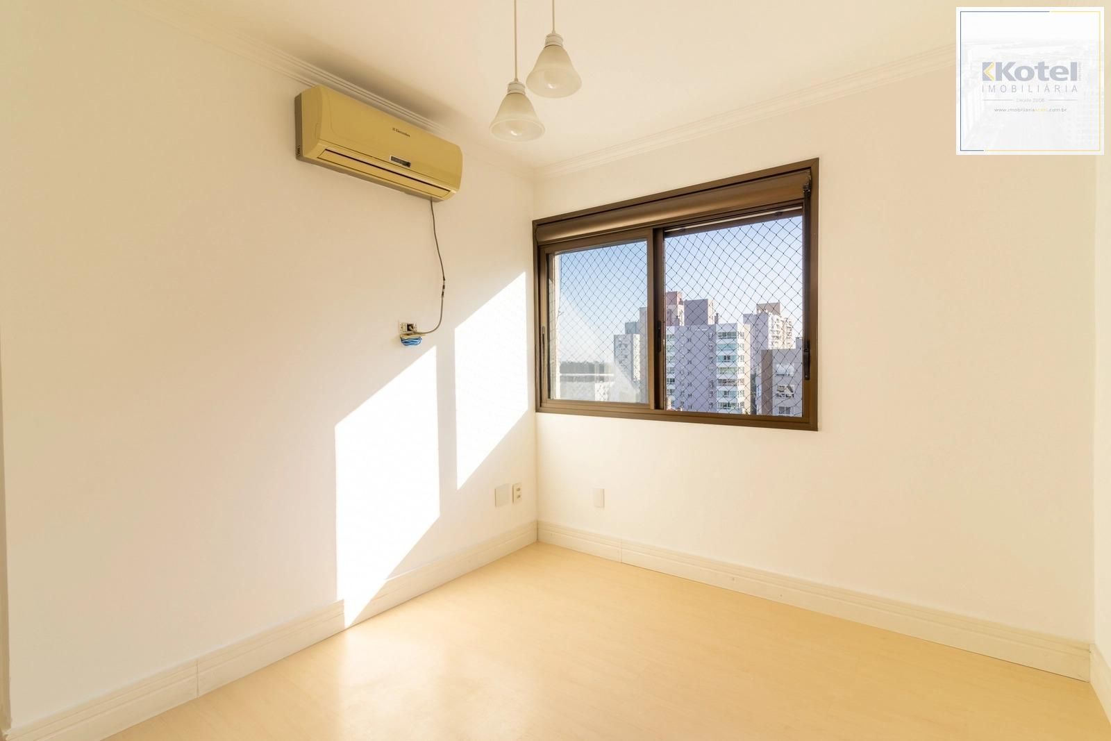 Apartamento 3 dormitórios no Passo D'Areia
