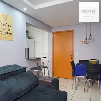 Apartamento com 02 dormitórios com 01 vaga de garagem