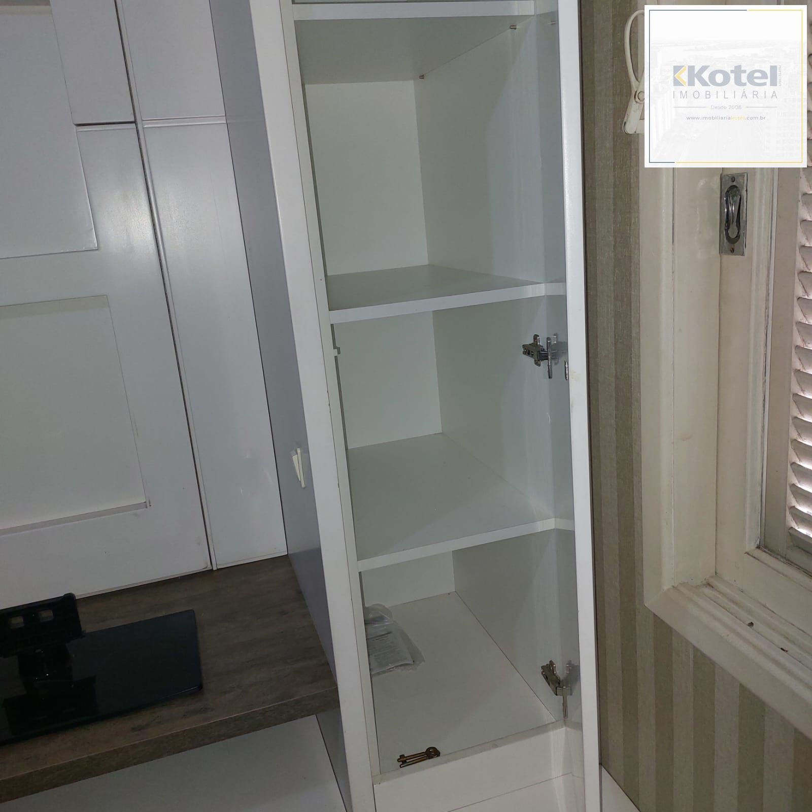 Apartamento com 02 dormitórios sem garagem