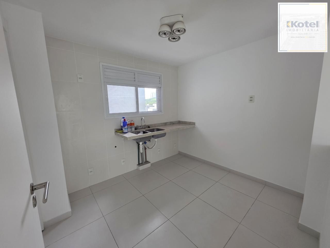 Apartamento novo com 03 dormitórios , 02 vagas de garagem dupla escriturada  com 01 suíte — foto 5