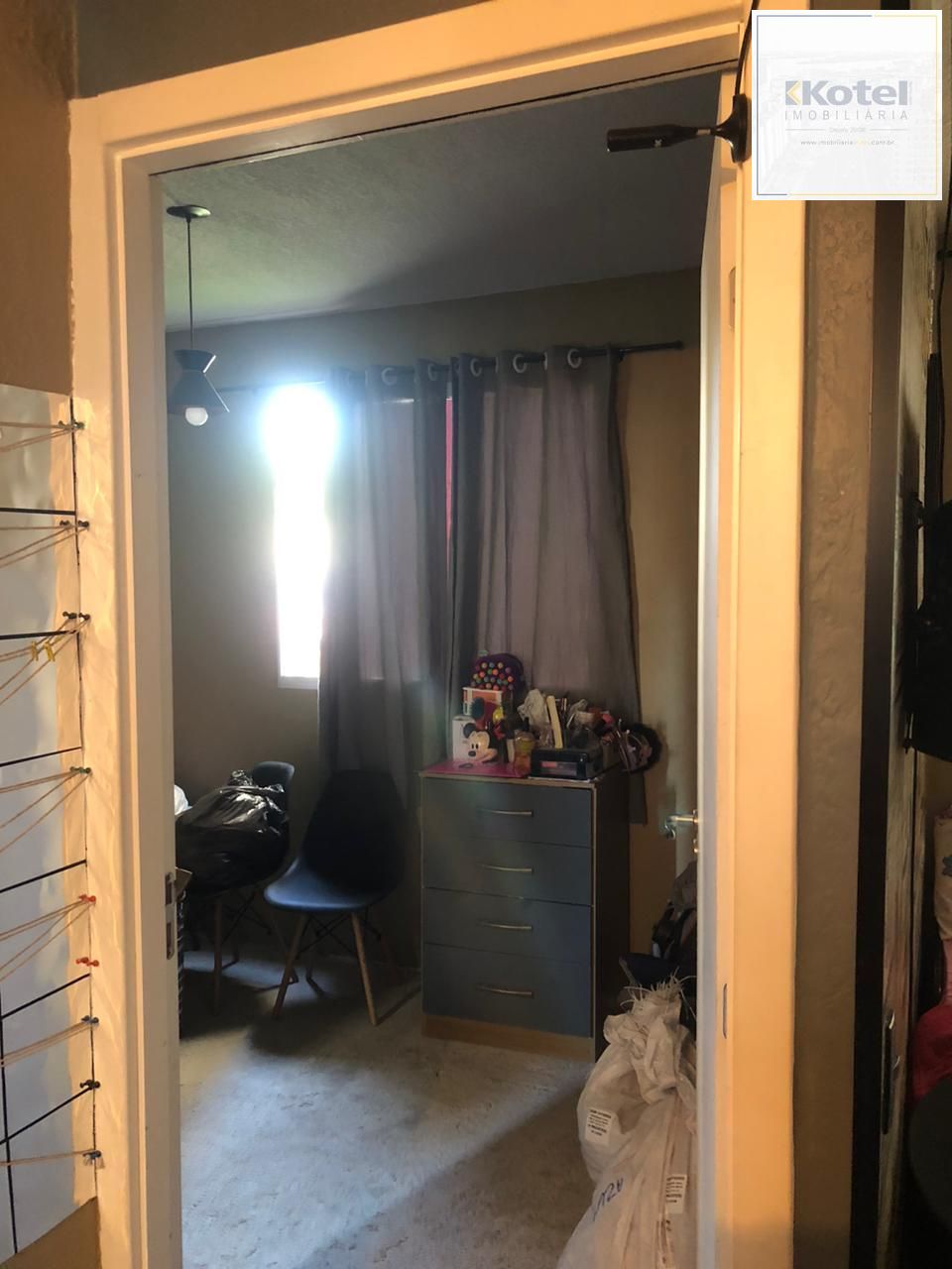 Apartamento térreo com 01 dormitórios e com 02 vagas por proprietário