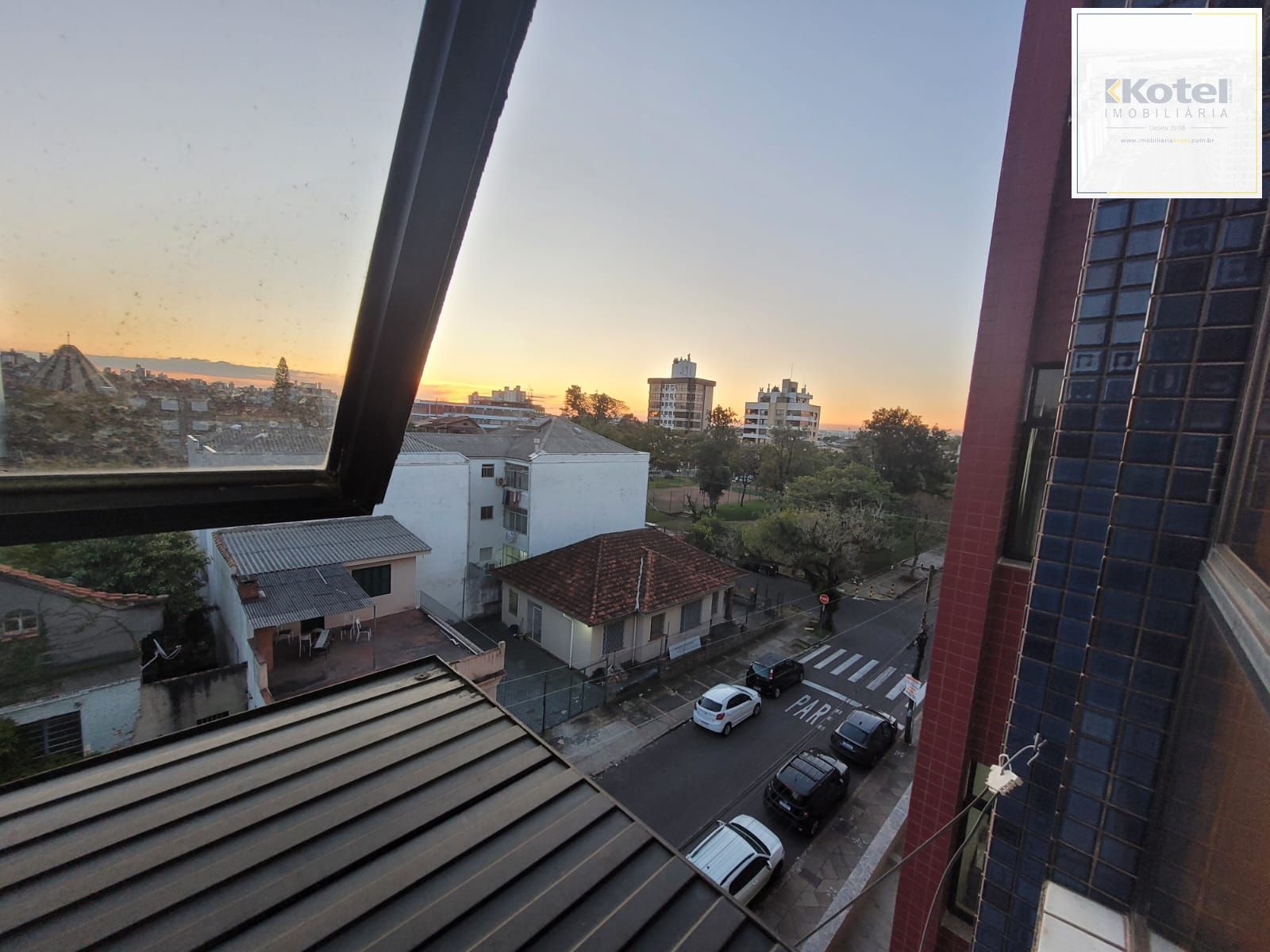 Sala Comercial próxima ao Consulado Americano