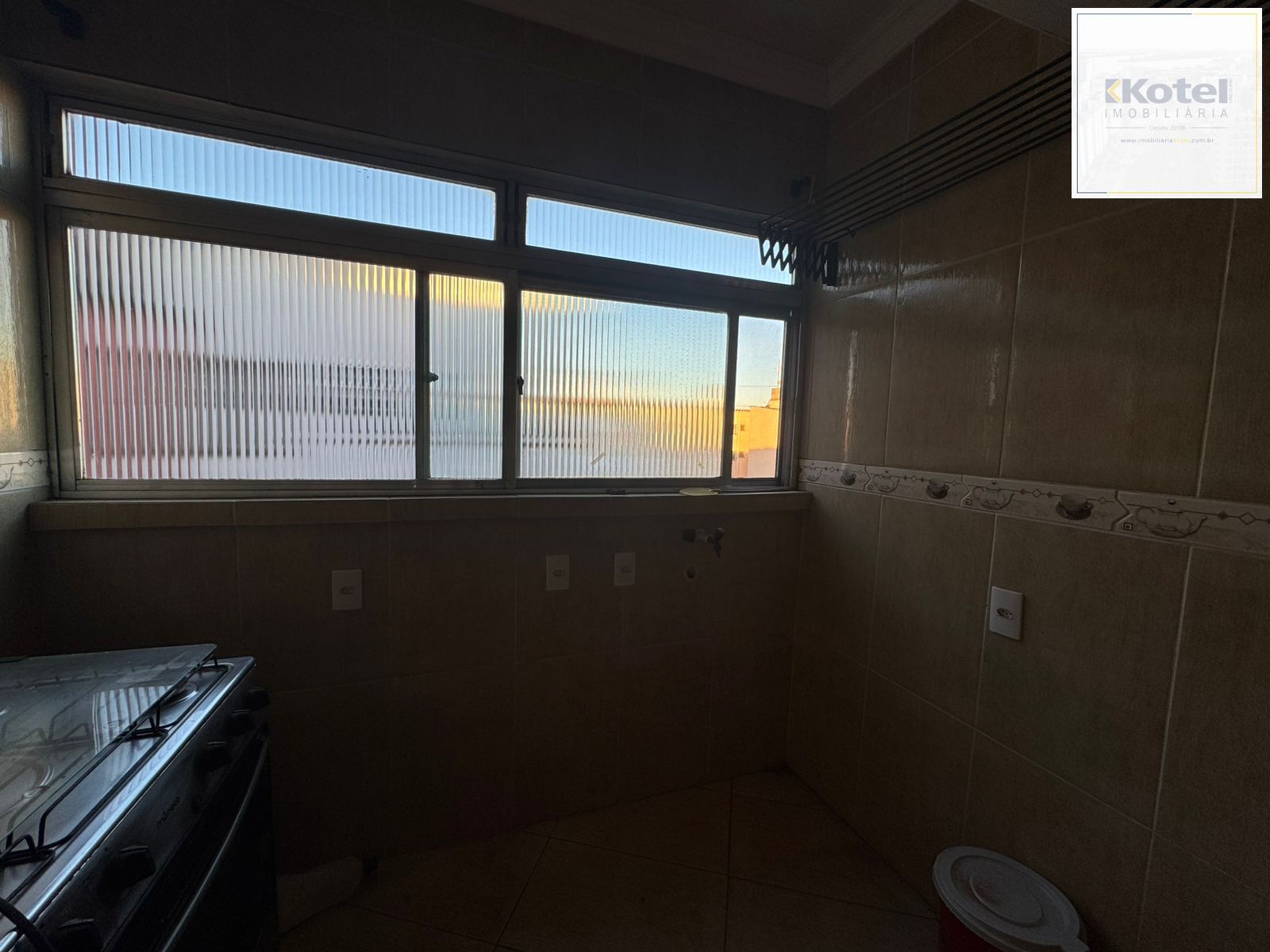 Apartamento com 02 dormitórios reformado — foto 5