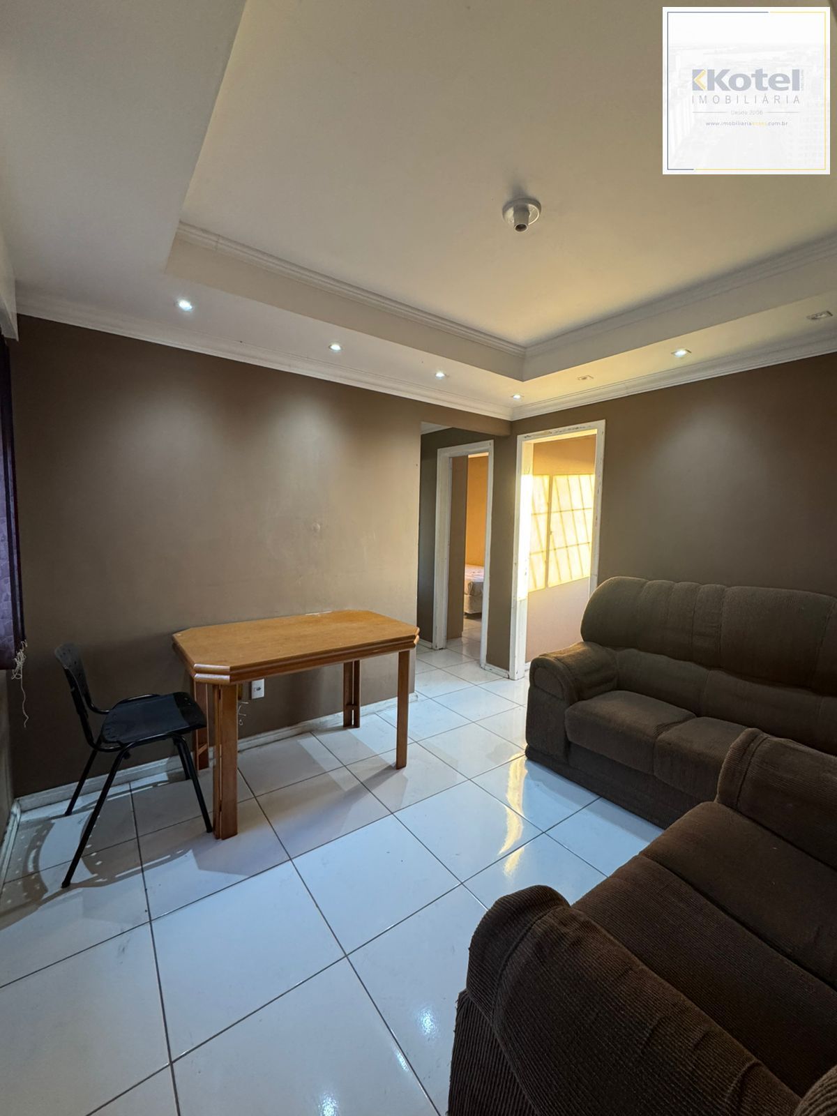 Apartamento com 02 dormitórios reformado — foto 2