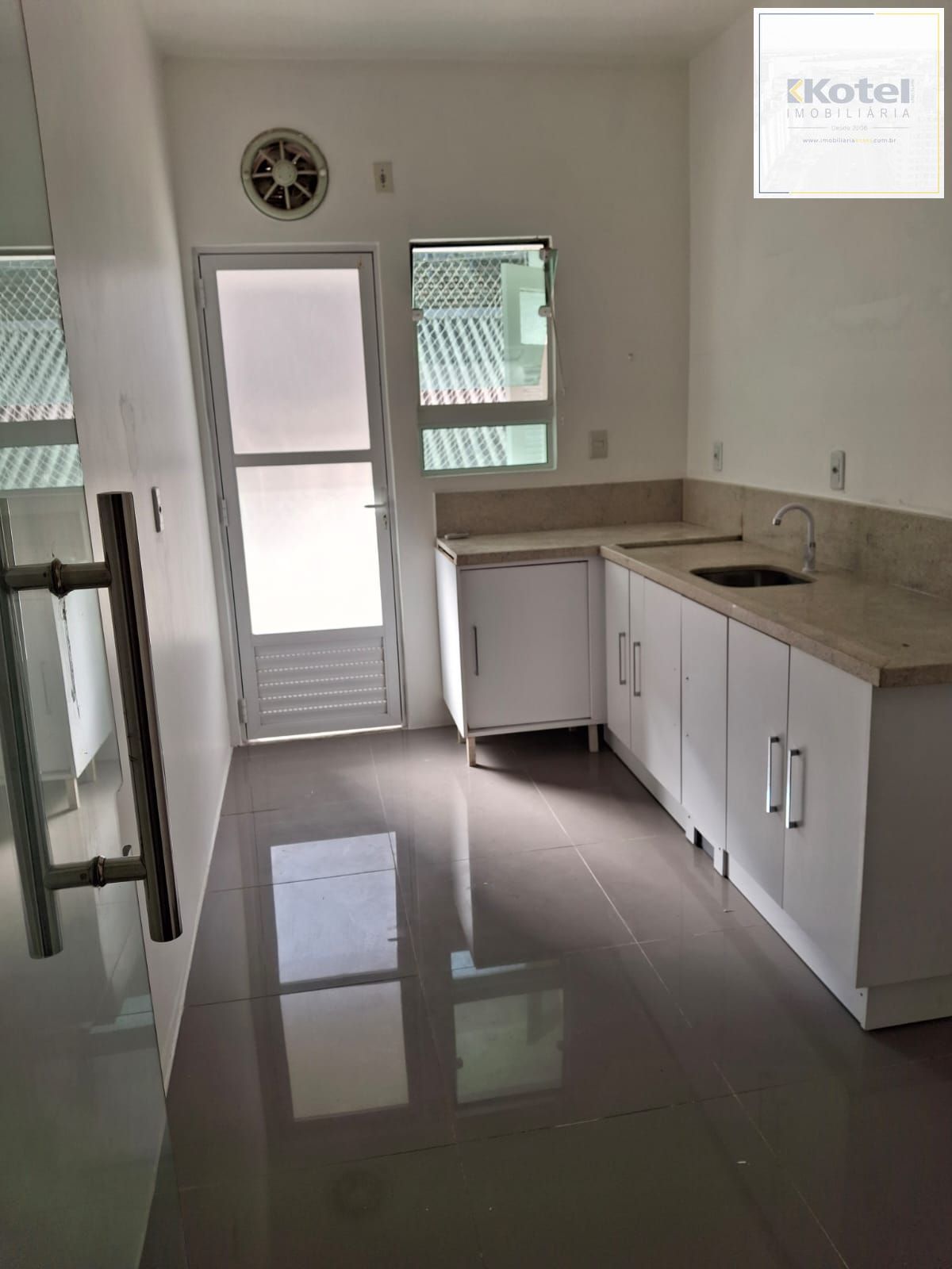 Apartamento com 03 dormiórios com bairro santana sem garagem — foto 4