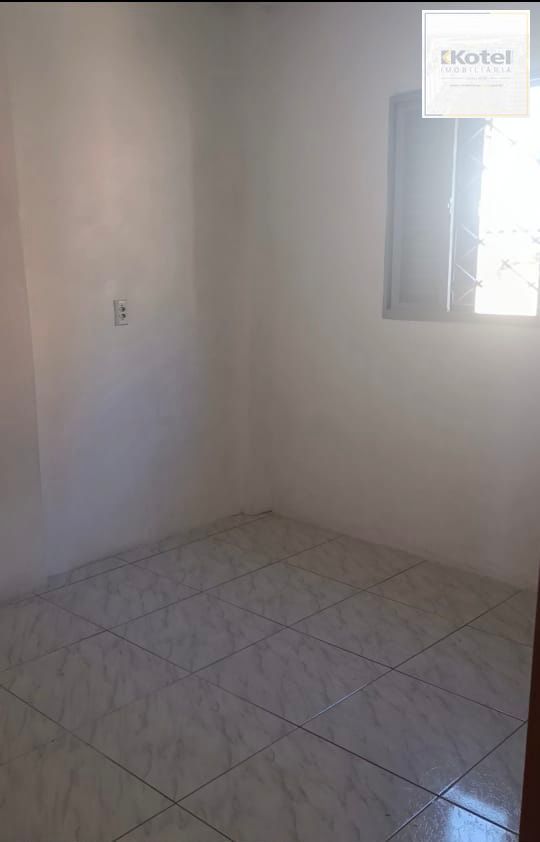 Prédio residencial 125,29 com 03 apartamentos com 02 dormitórios e 4 vagas de garagem