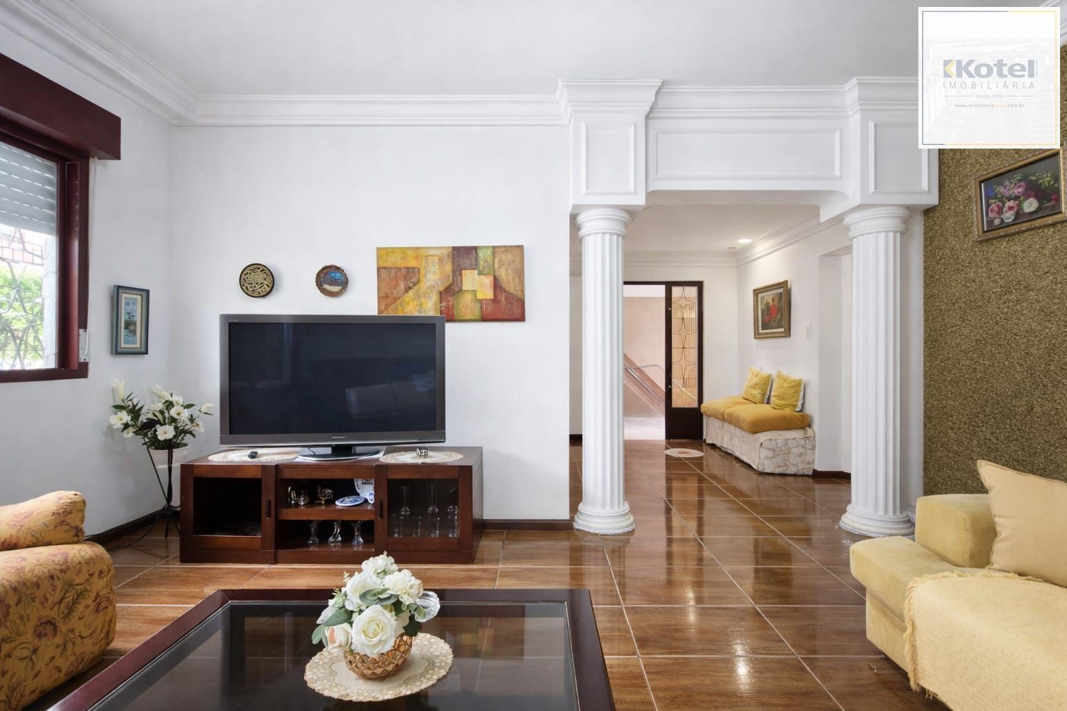 Casa/Sobrado 4 dormitórios, 290 m², no bairro Vila Ipiranga em Porto Alegre — foto 4