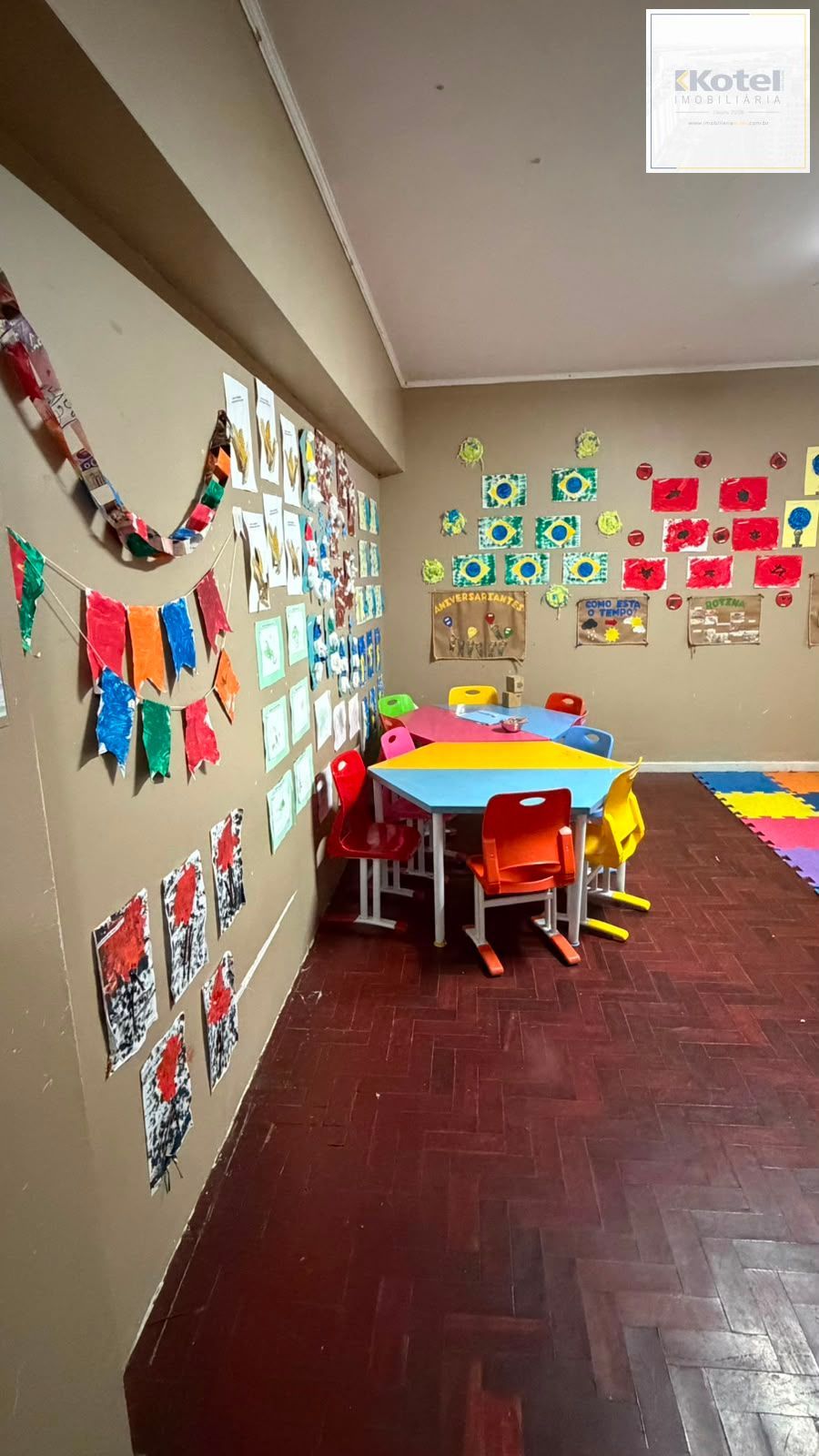 Casa Comercial, 4 salas, à venda, 307 m², Jardim Lindóia - Porto Alegre — foto 2
