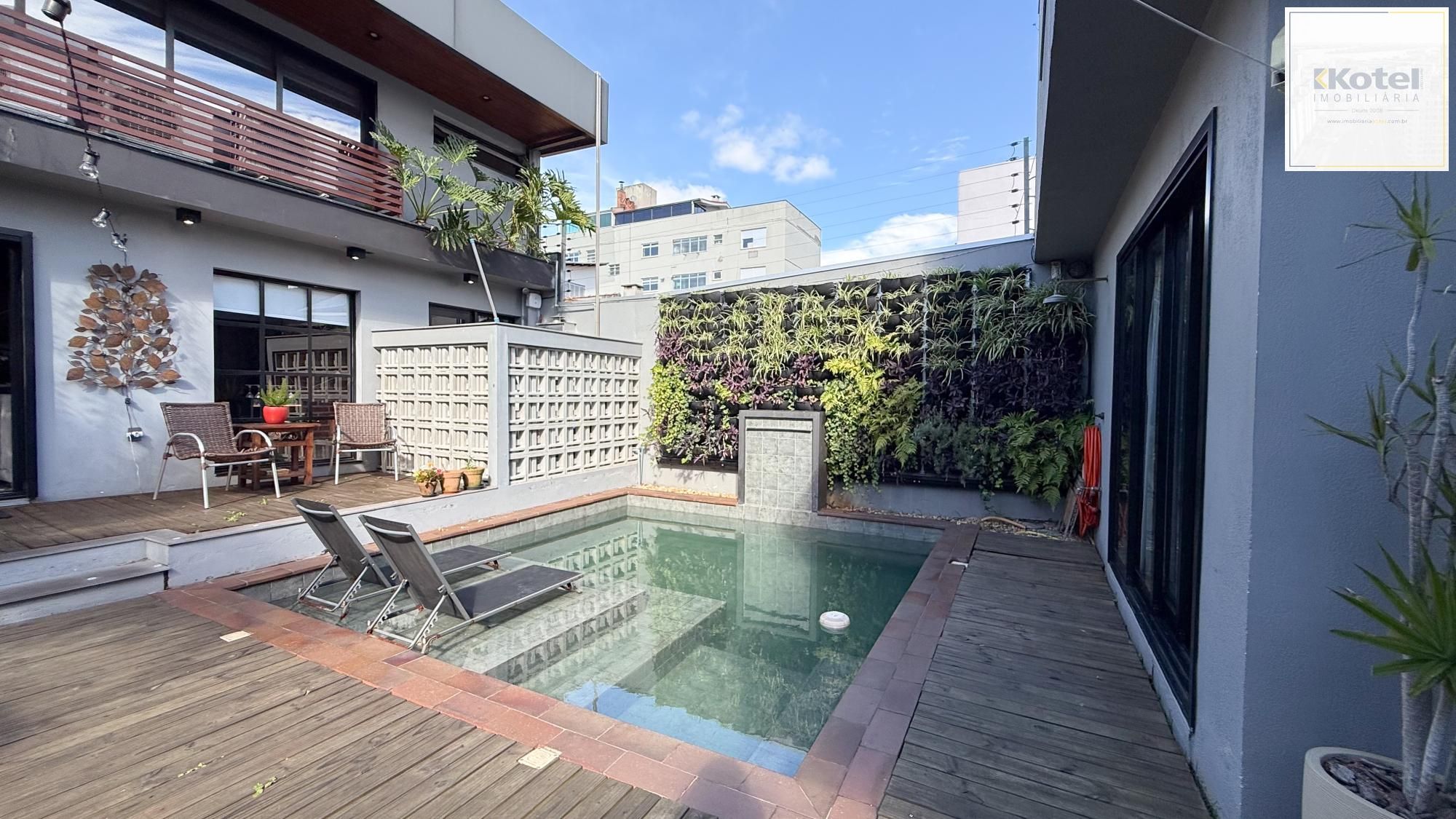 Casa com linda arquitetura | Jardim Europa | 4 quartos | Área Gourmet — foto 2