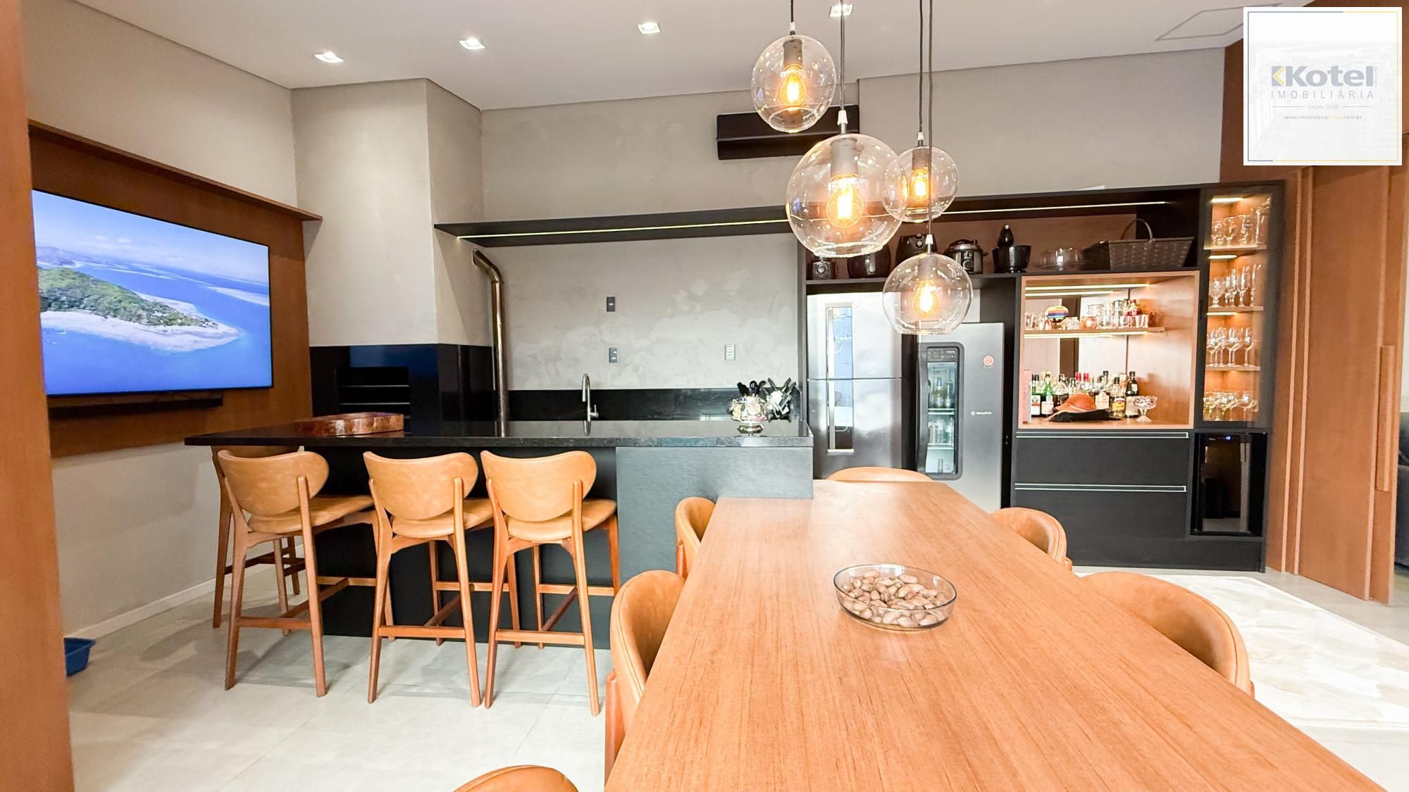 Casa Térrea | Reformada | Piscina| Espaço Gourmet | À Venda Jardim Lindóia — foto 2