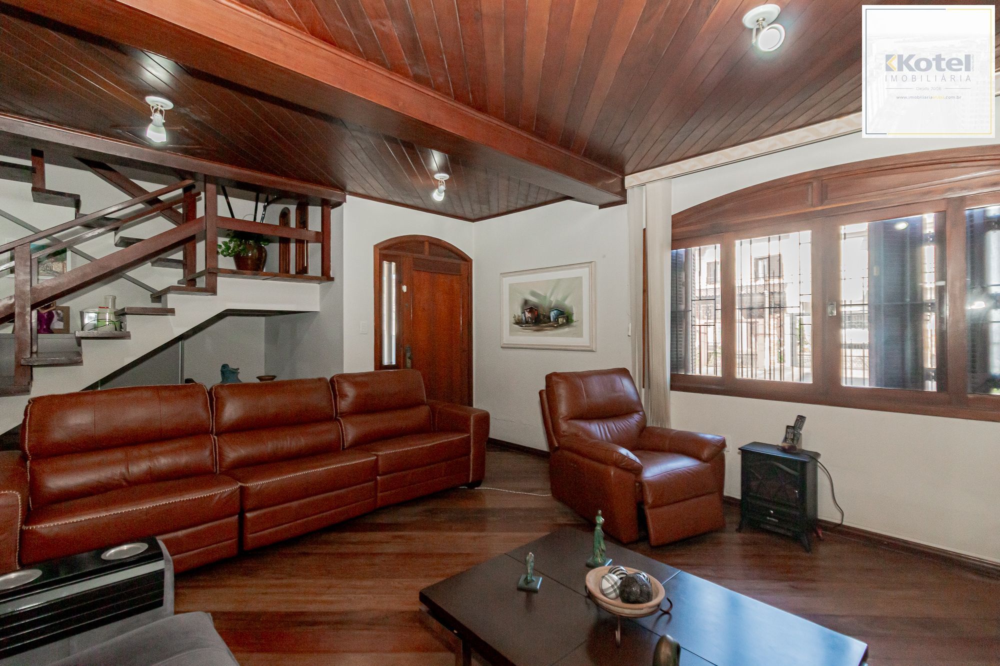 Casa 4 quartos à venda, 360m², Jardim Itu - Porto Alegre